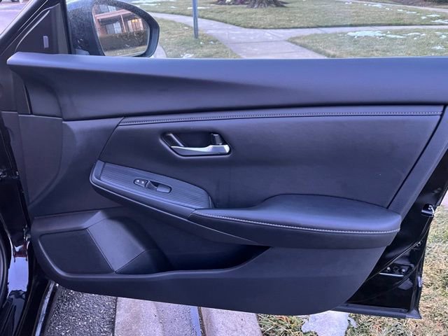 Used 2025 Nissan Sentra SV image 16