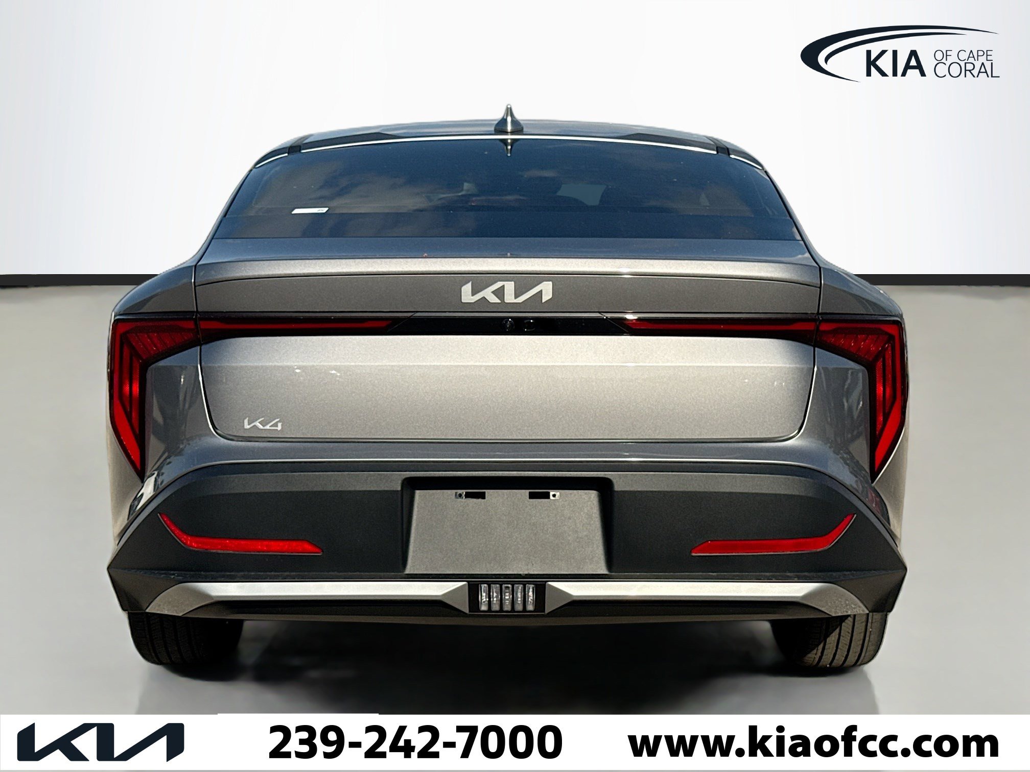 New 2025 Kia K4 LXS image 4