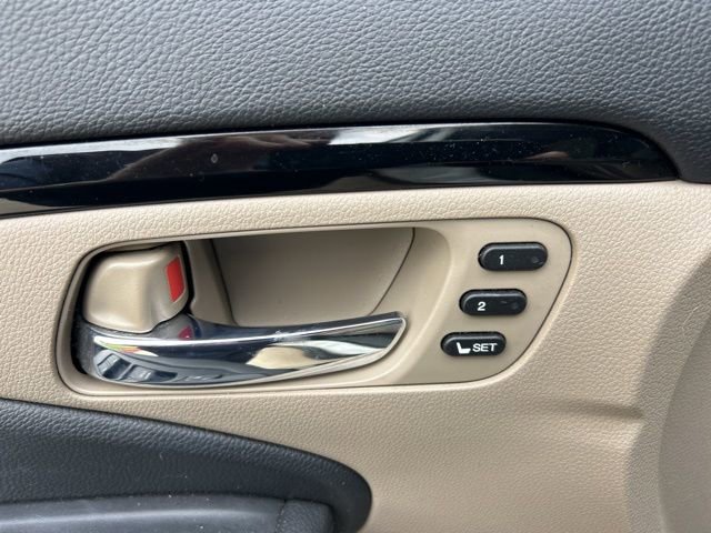 Used 2021 Honda Pilot Touring image 14