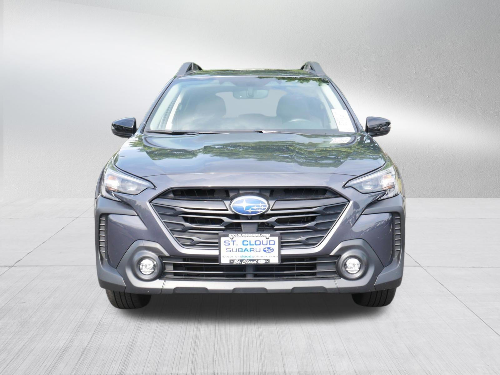 Certified 2024 Subaru Outback Onyx Edition XT AWD/4WD image 2