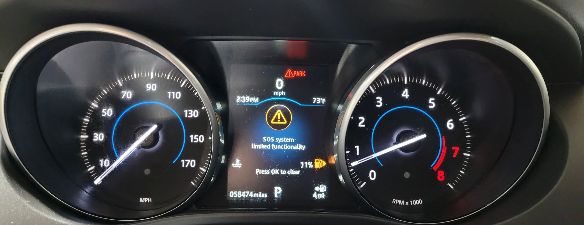 Used 2018 Jaguar F-PACE image 23