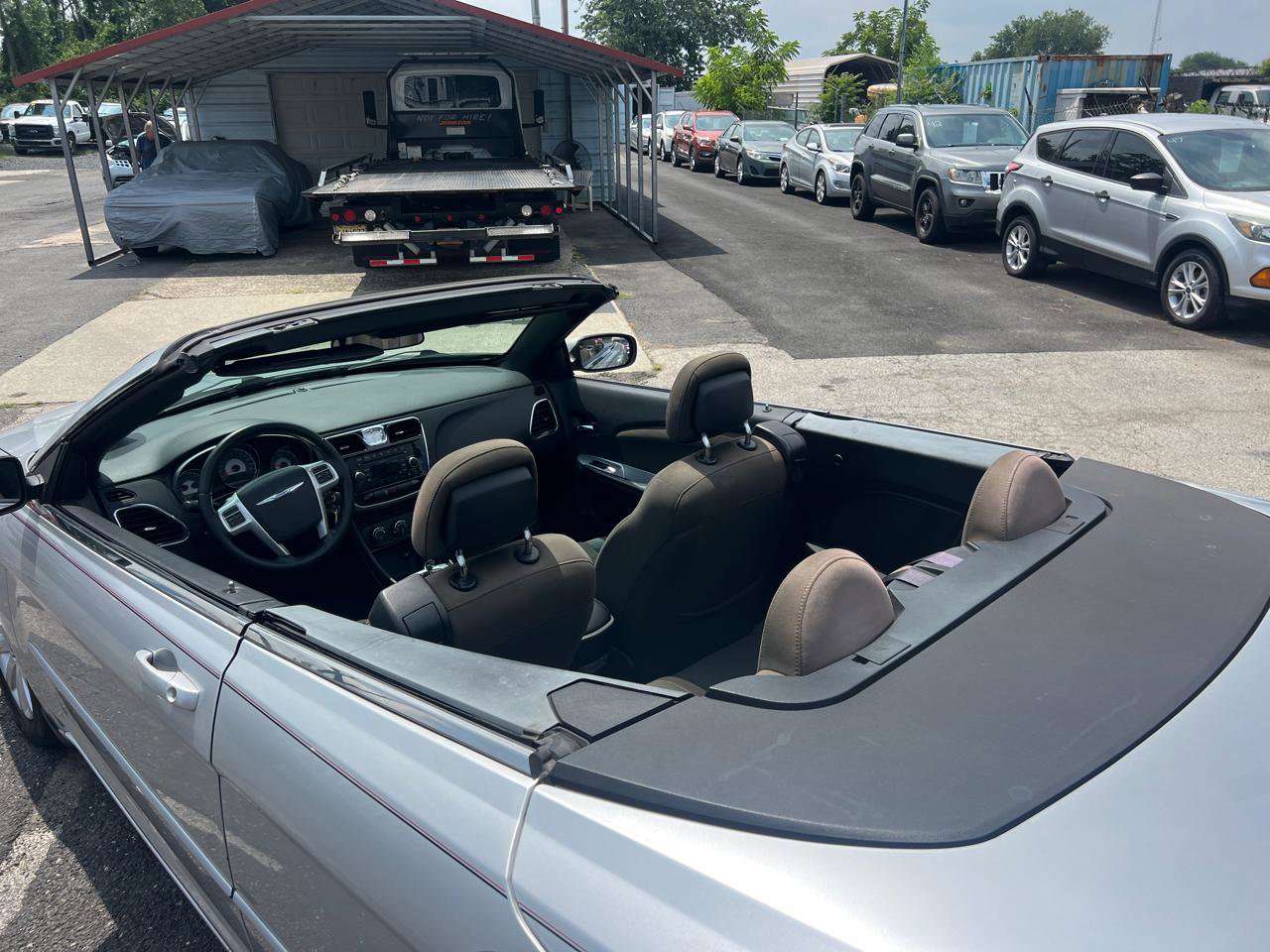 Used 2011 Chrysler 200 Touring image 14