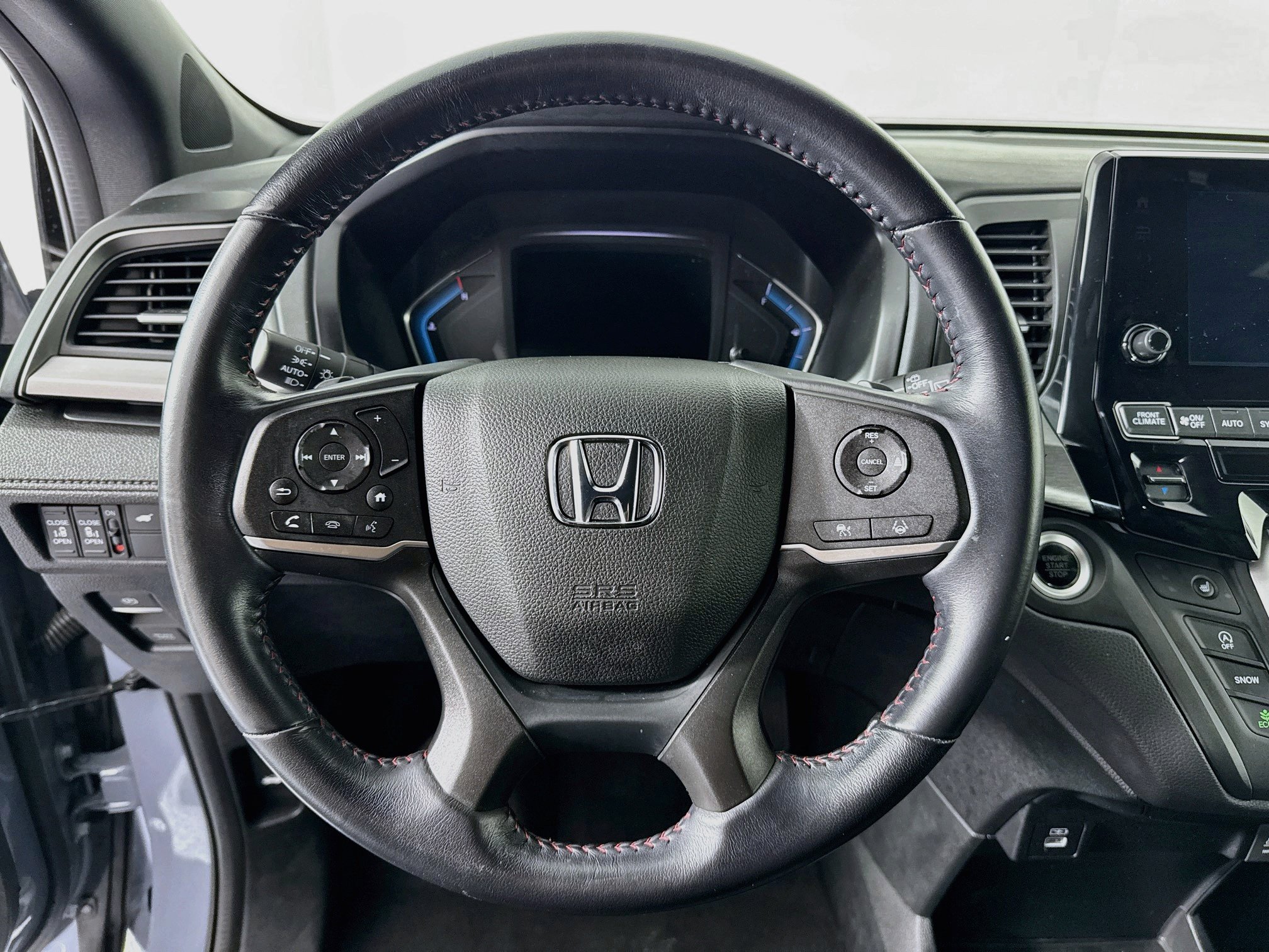 Certified 2024 Honda Odyssey Sport image 11