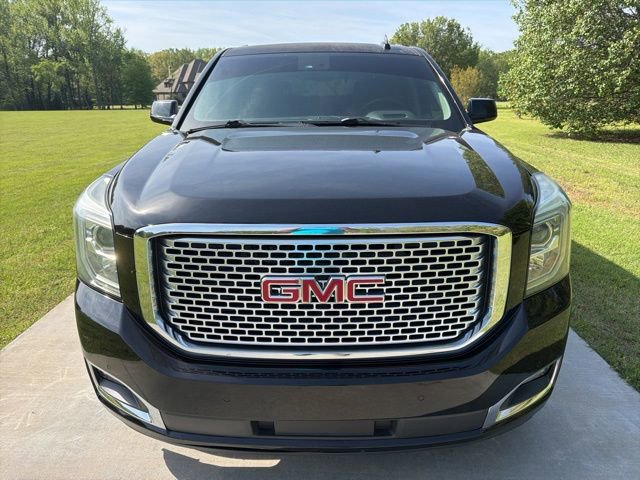 Used 2017 GMC Yukon Denali w/ Open Road Package AWD/4WD image 2