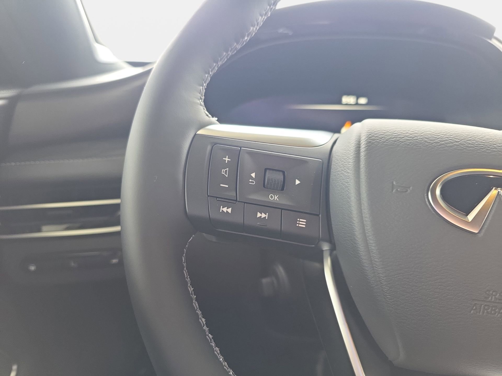 New 2026 INFINITI QX60 Autograph w/ Dark Cargo Package AWD/4WD image 17