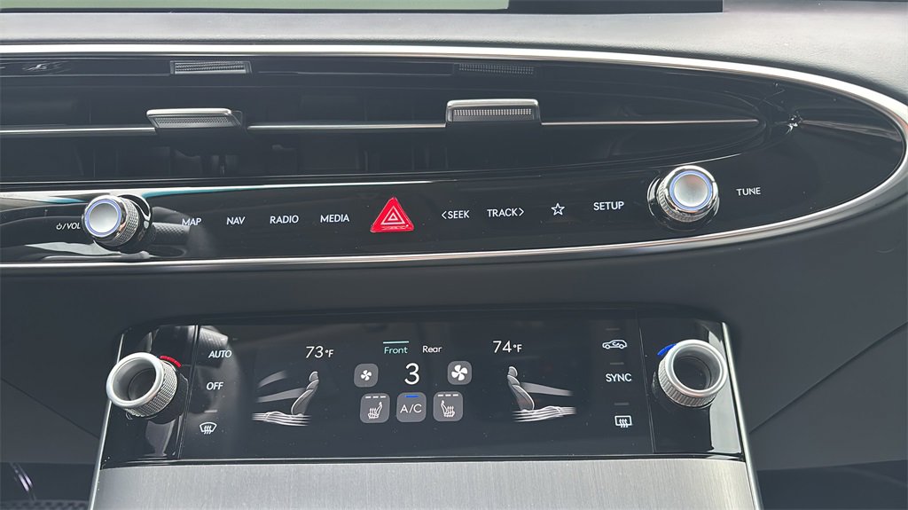 New 2026 Genesis GV70 2.5T Select image 23