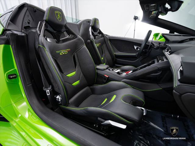 Used 2021 Lamborghini Huracan EVO RWD image 39