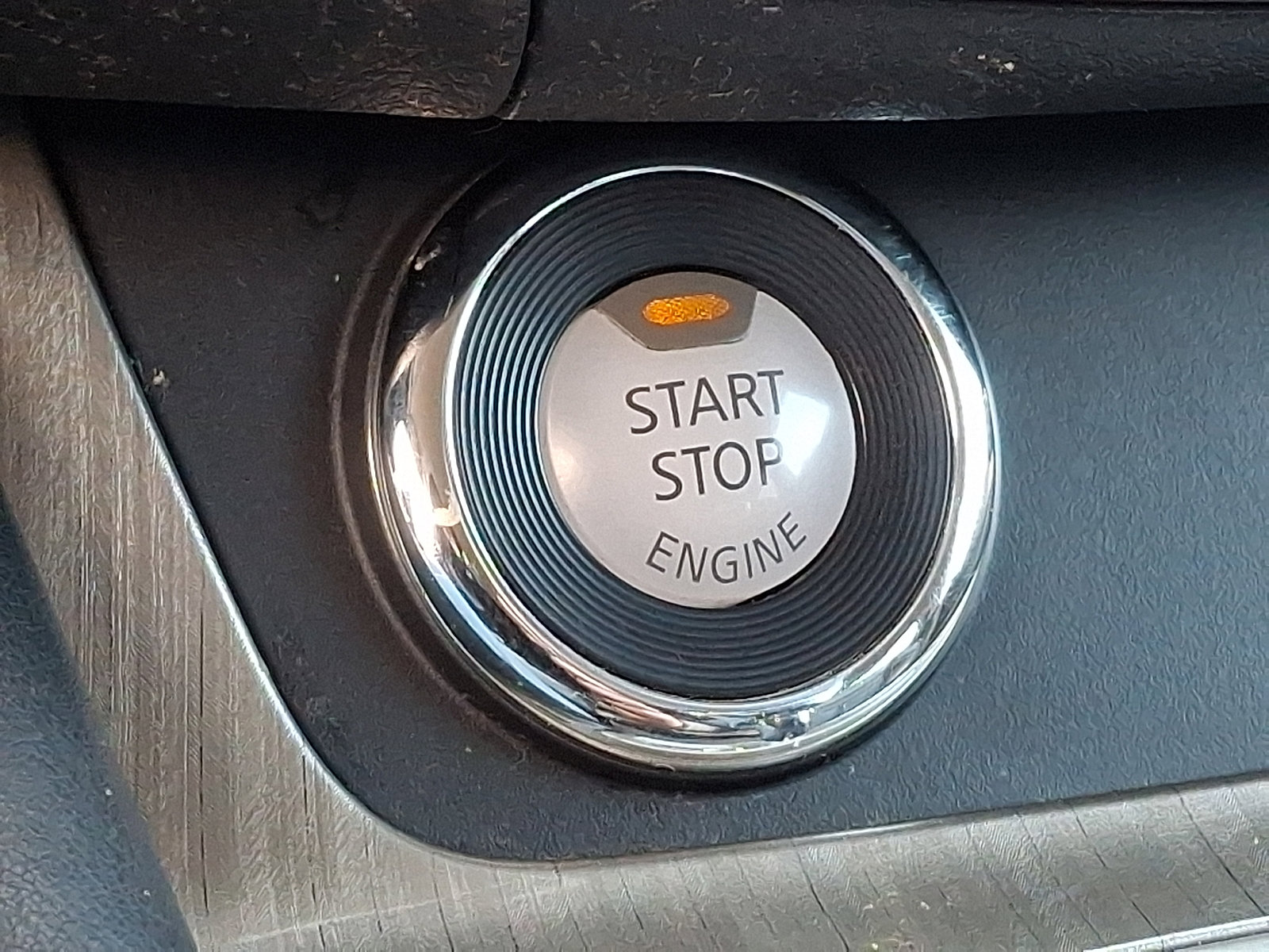 Used 2018 Nissan Murano SL w/ Midnight Edition Package image 24