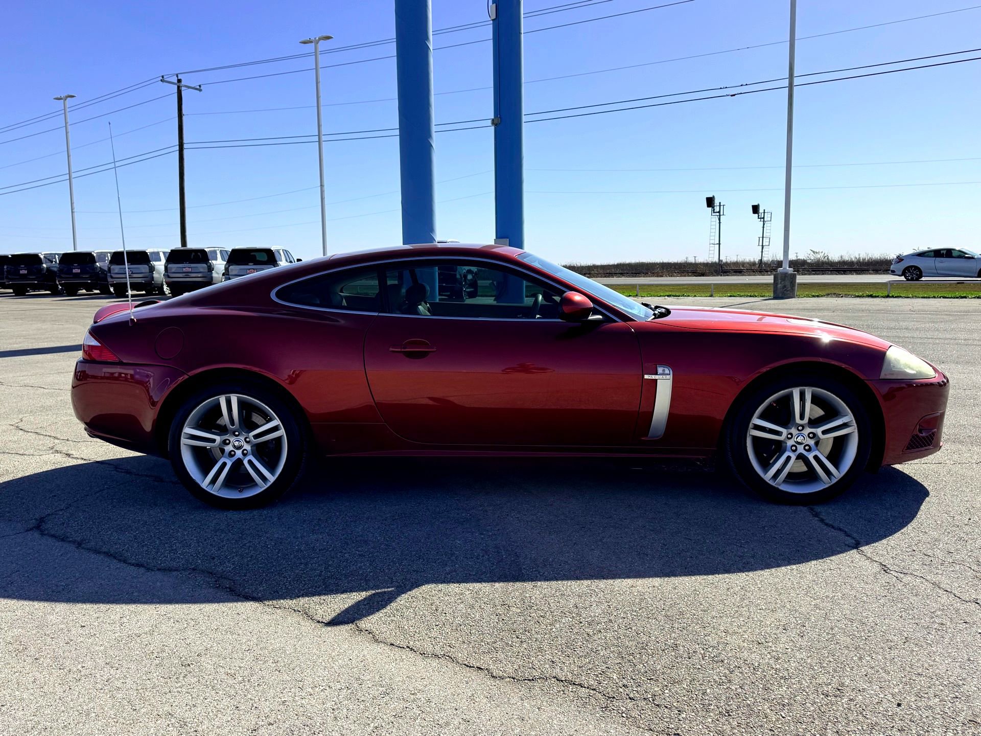 Used 2007 Jaguar XKR R image 5