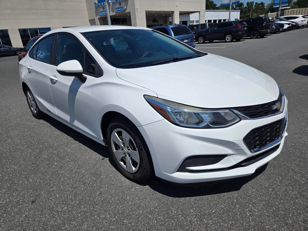 Used 2017 Chevrolet Cruze LS FWD image 3