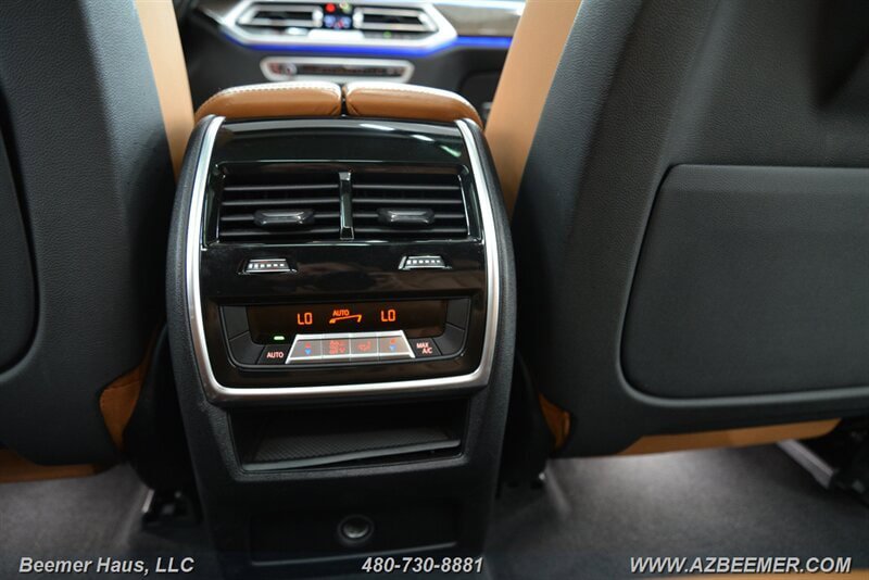 Used 2022 BMW X5 xDrive40i w/ M Sport Package AWD/4WD image 26