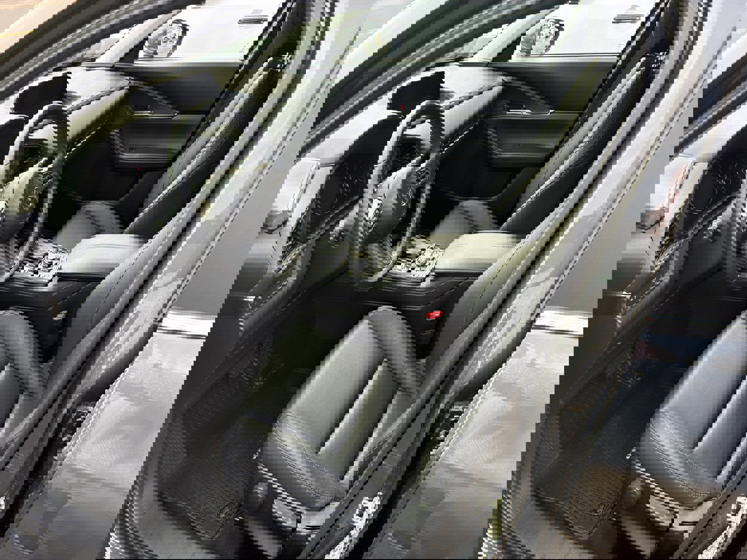 Used 2022 MAZDA CX-30 AWD 2.5 S w/ Select Package image 3