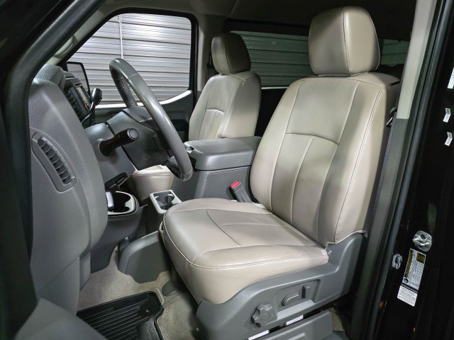 Used 2021 Nissan NV 3500 SL image 15