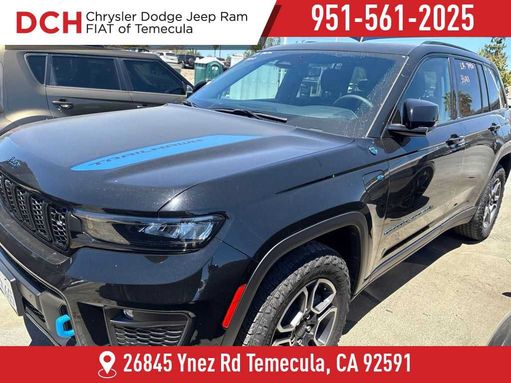 Used 2022 Jeep Grand Cherokee Trailhawk w/ Advanced Protech Group II