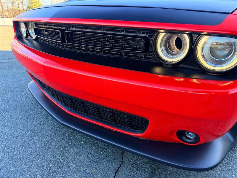 Used 2018 Dodge Challenger T/A image 10