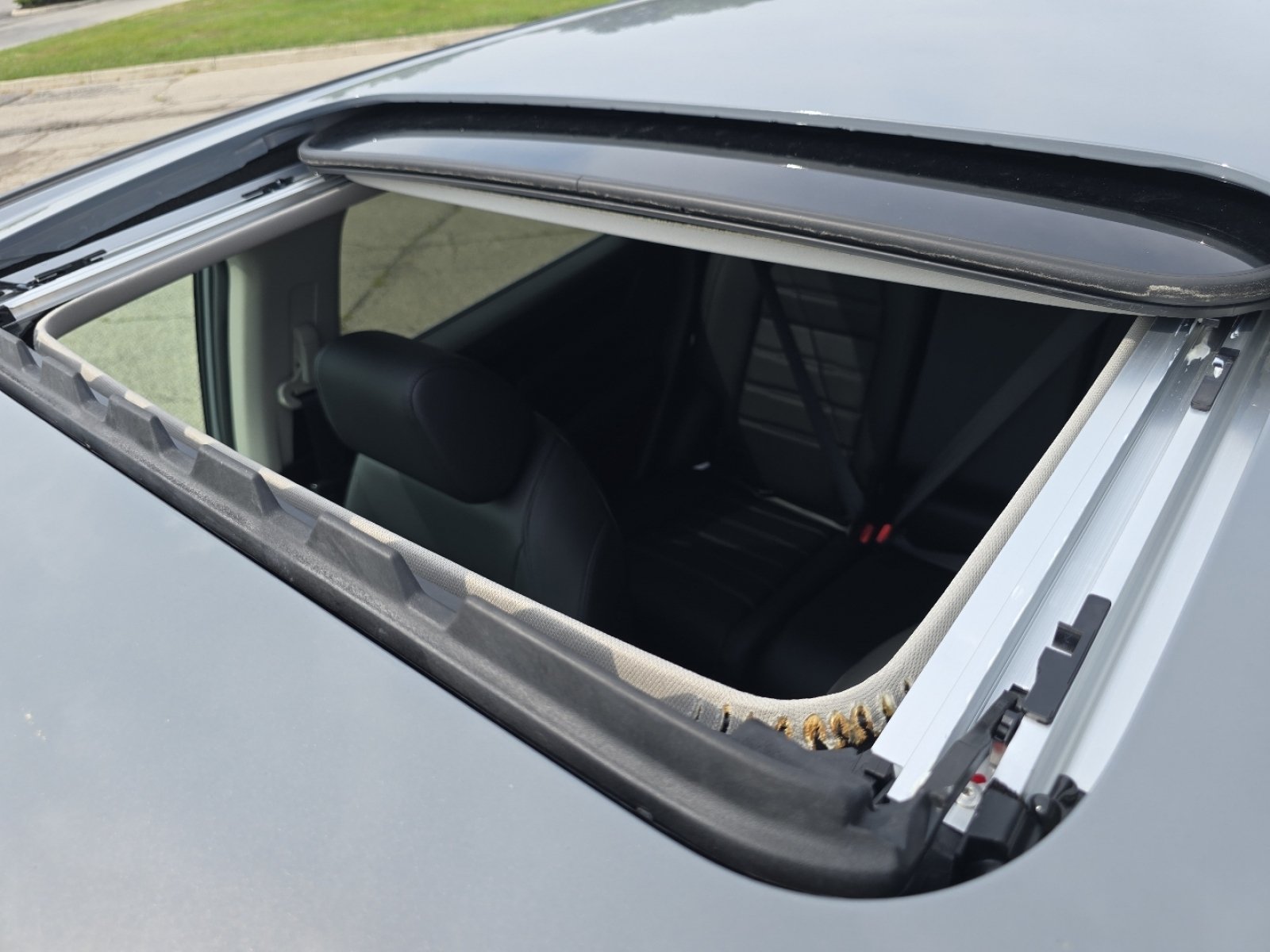 New 2026 Honda CR-V EX-L image 3