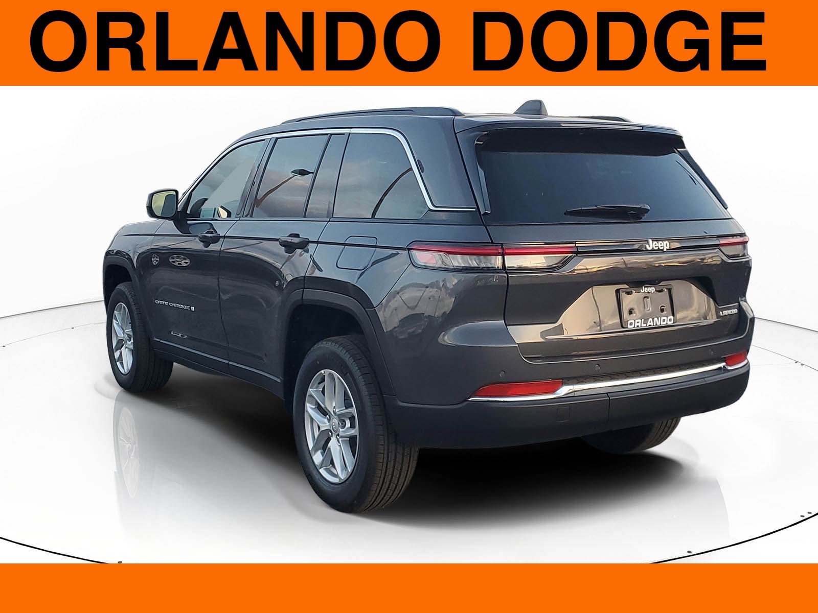 New 2025 Jeep Grand Cherokee Laredo X image 3