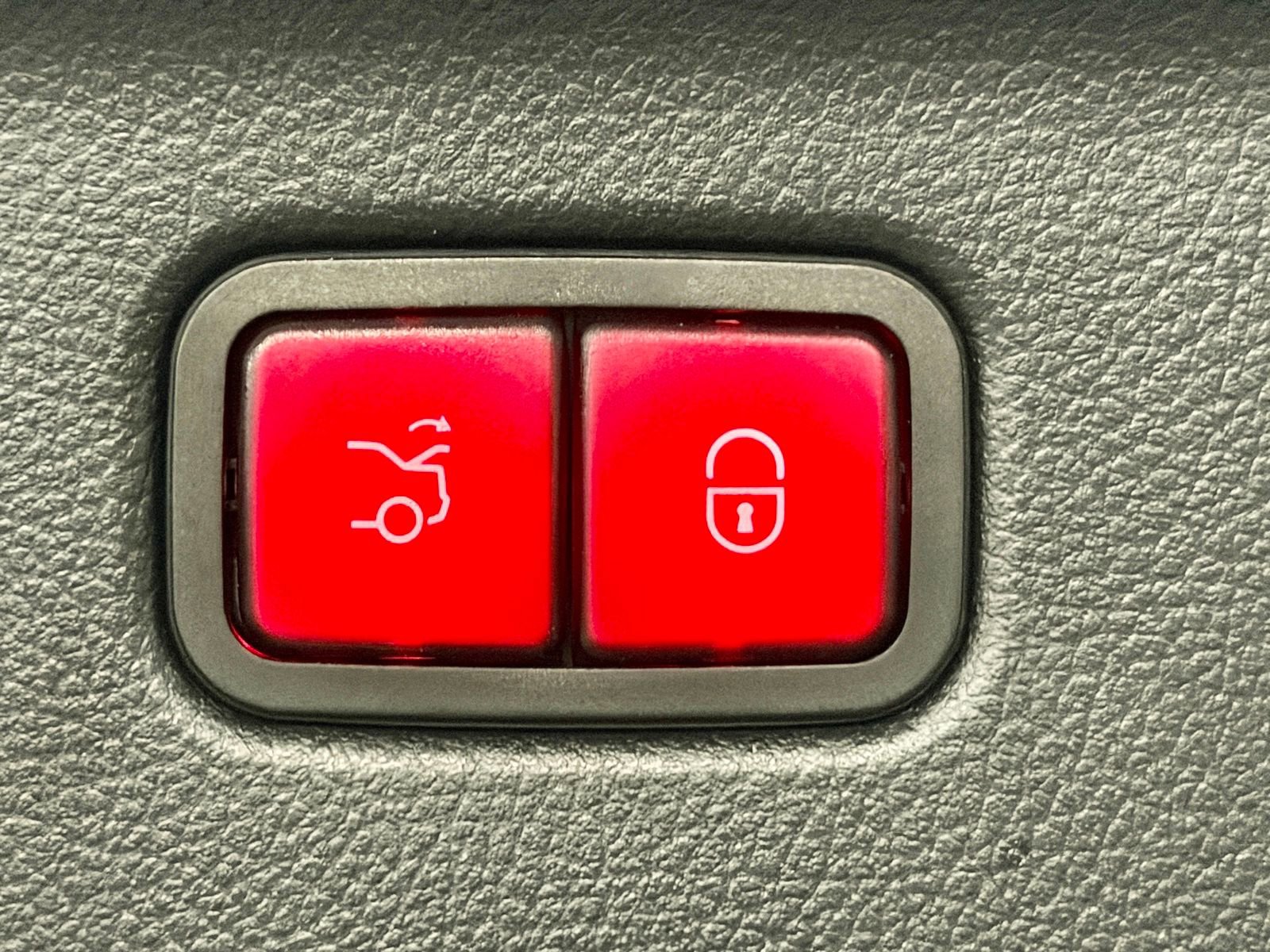 Used 2025 Mercedes-Benz S 580 4MATIC Sedan image 16