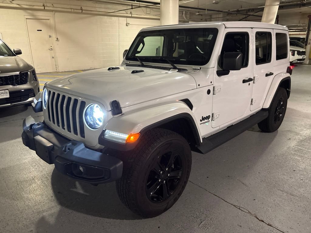 Used 2020 Jeep Wrangler Unlimited Sahara AWD/4WD image 7