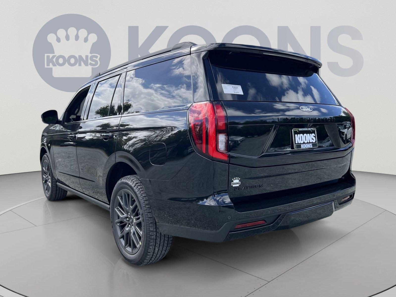 New 2027 Ford Expedition Platinum w/ Stealth Appearance Package AWD/4WD image 4