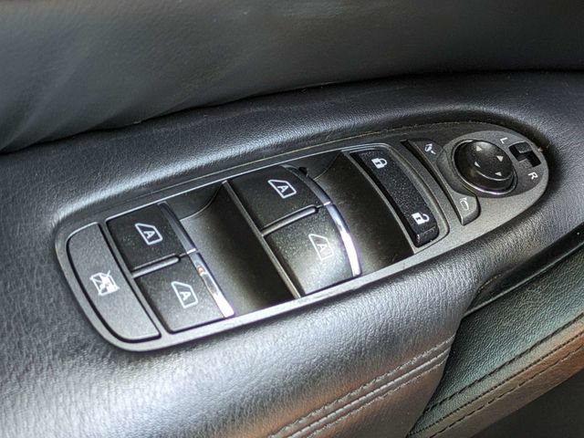 Used 2021 Nissan Armada SL w/ Captain's Chairs Package RWD image 28