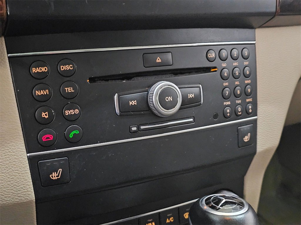 Used 2012 Mercedes-Benz GLK 350 4MATIC image 28