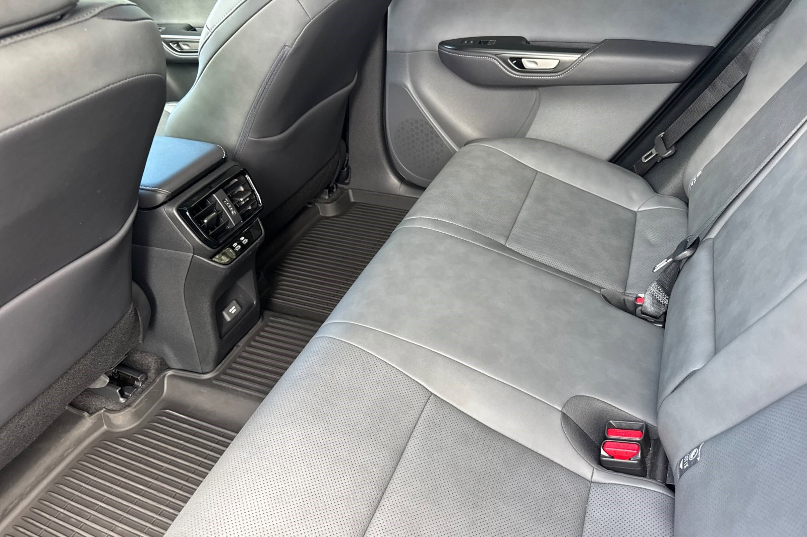 Used 2023 Lexus RZ 450e Premium w/ Technology Package image 15