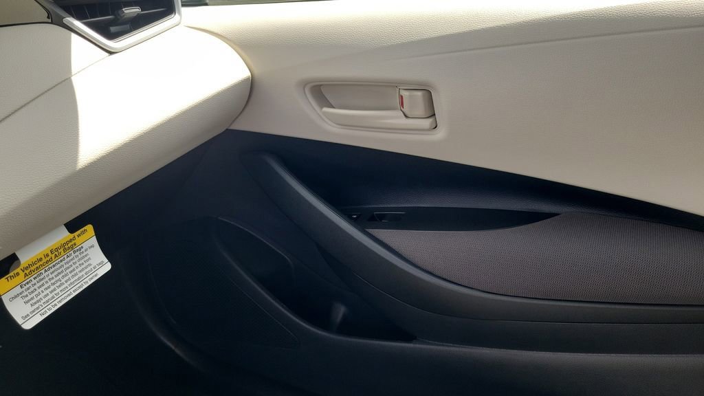 New 2026 Toyota Corolla LE FWD image 12