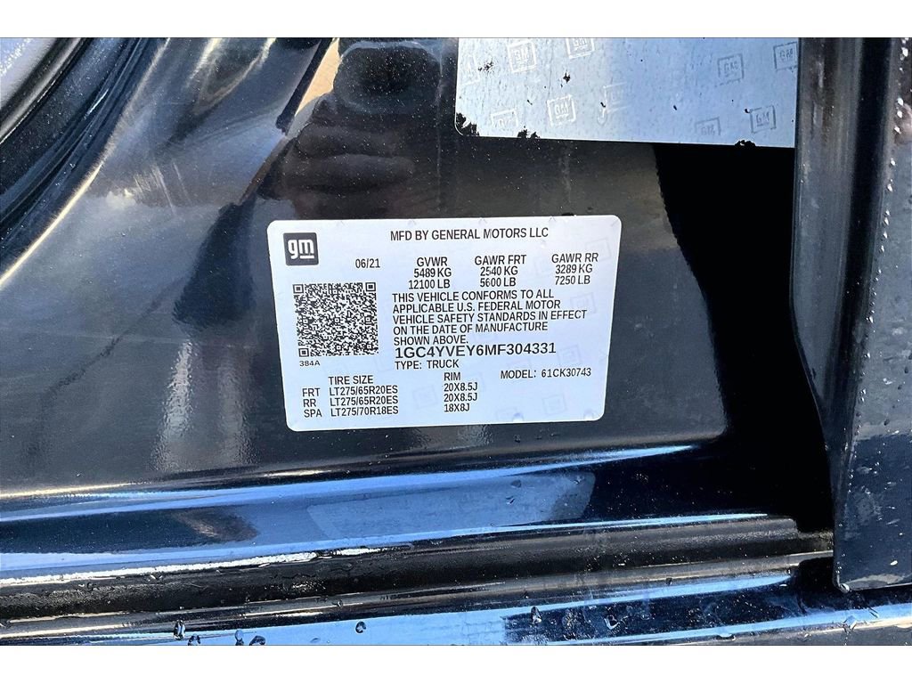 Used 2021 Chevrolet Silverado 3500 High Country w/ Z71 Off-Road Package image 17