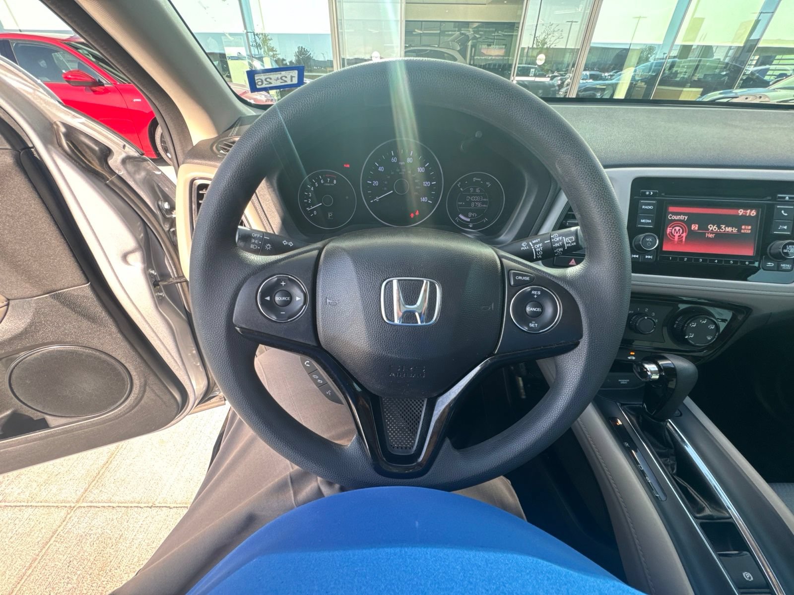 Used 2019 Honda HR-V LX image 12