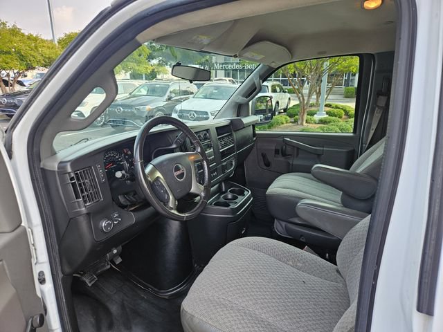 Used 2016 GMC Savana 3500 RWD image 12