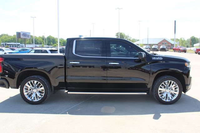 Used 2022 Chevrolet Silverado 1500 High Country w/ Safety Package II AWD/4WD image 6