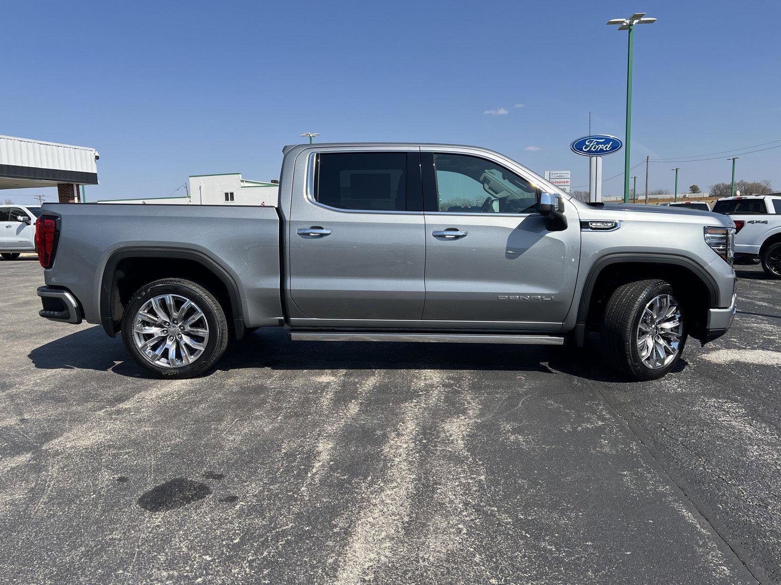 New 2026 GMC Sierra 1500 Denali w/ Denali Reserve Package image 5