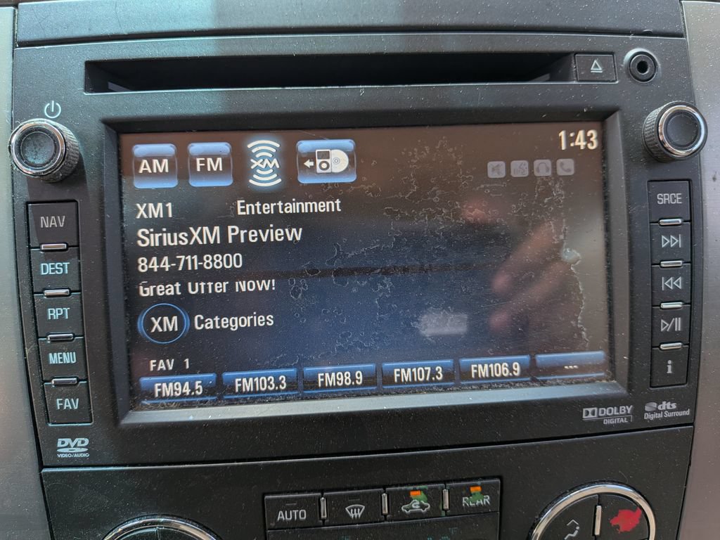 Used 2012 GMC Yukon XL SLT RWD image 18