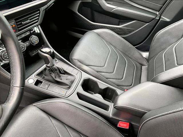 Used 2022 Volkswagen Jetta SEL FWD image 14
