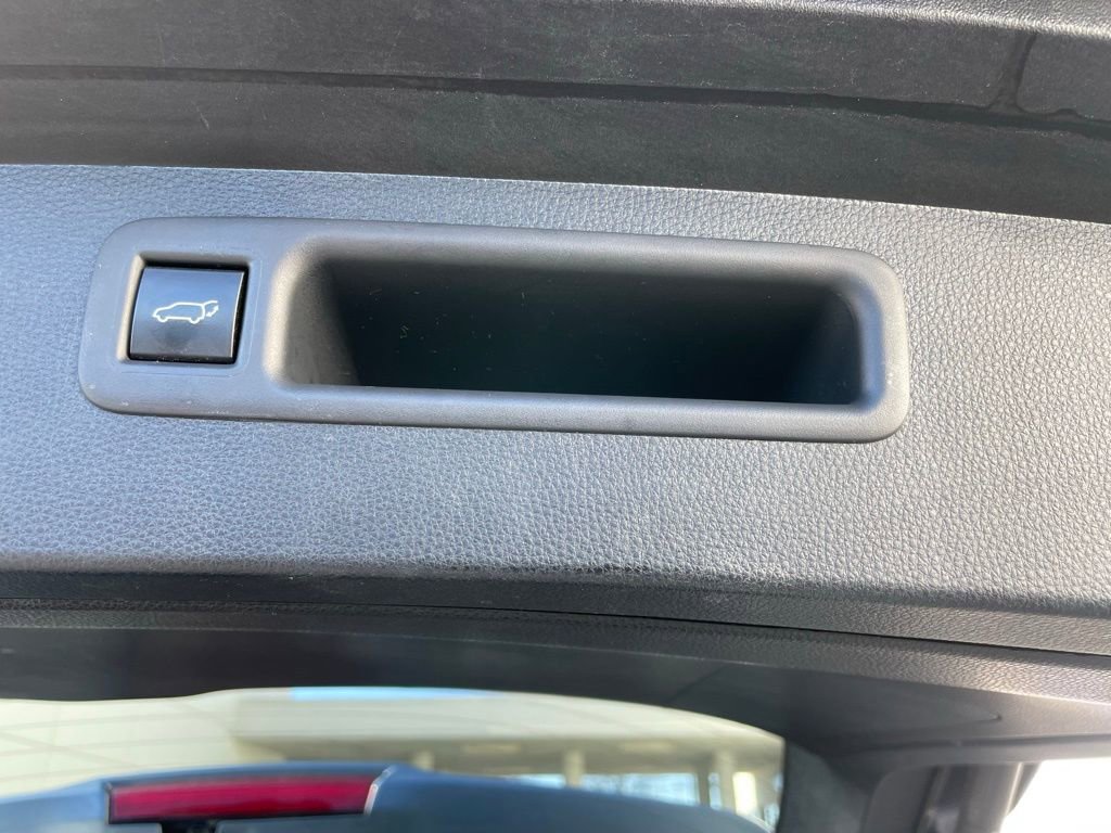 Used 2022 Toyota Highlander XLE image 43