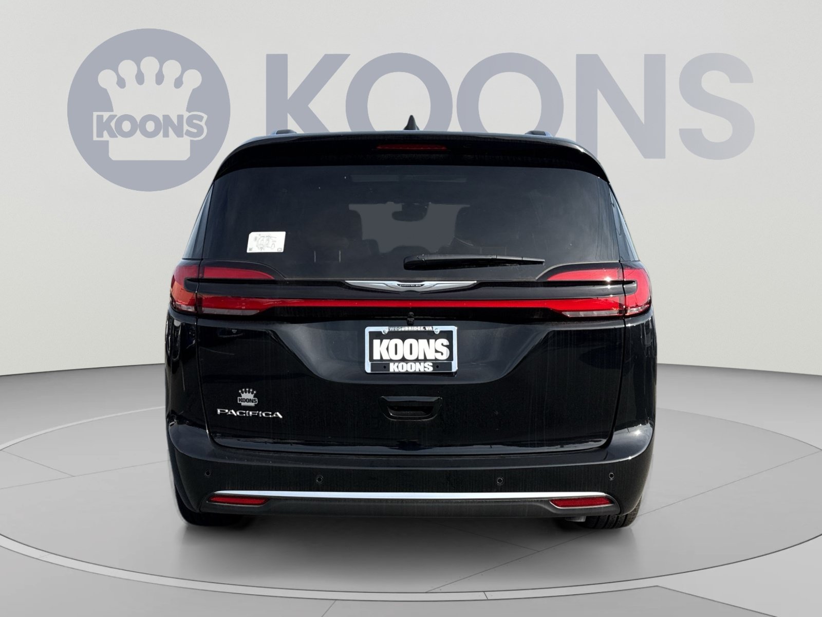 Used 2026 Chrysler Pacifica Pinnacle FWD image 5