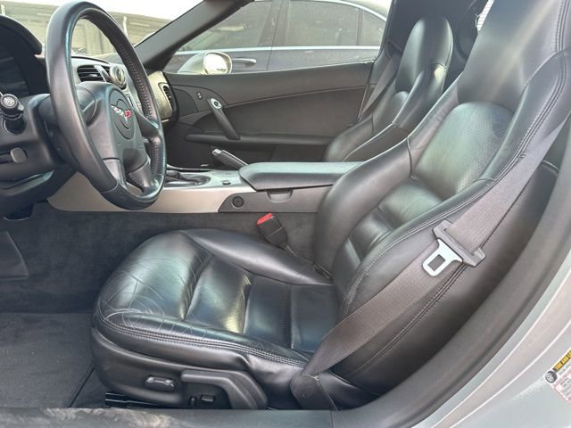 Used 2005 Chevrolet Corvette Coupe w/ Preferred Equipment Group image 29