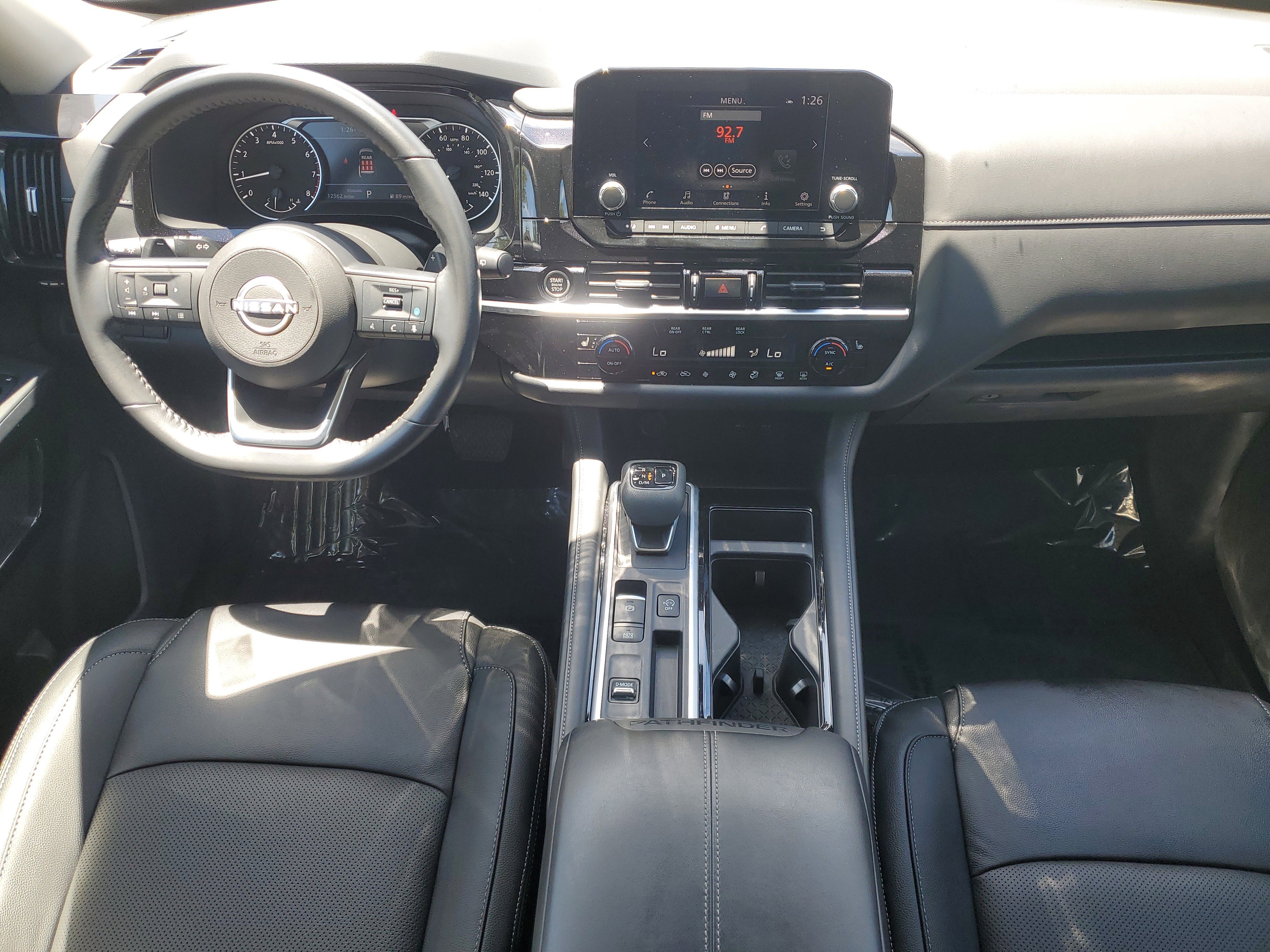 Used 2024 Nissan Pathfinder SV image 15