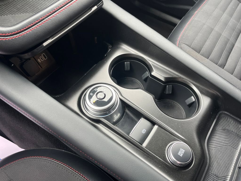 Used 2025 Ford Explorer ST-Line w/ ST-Line Street Pack image 26