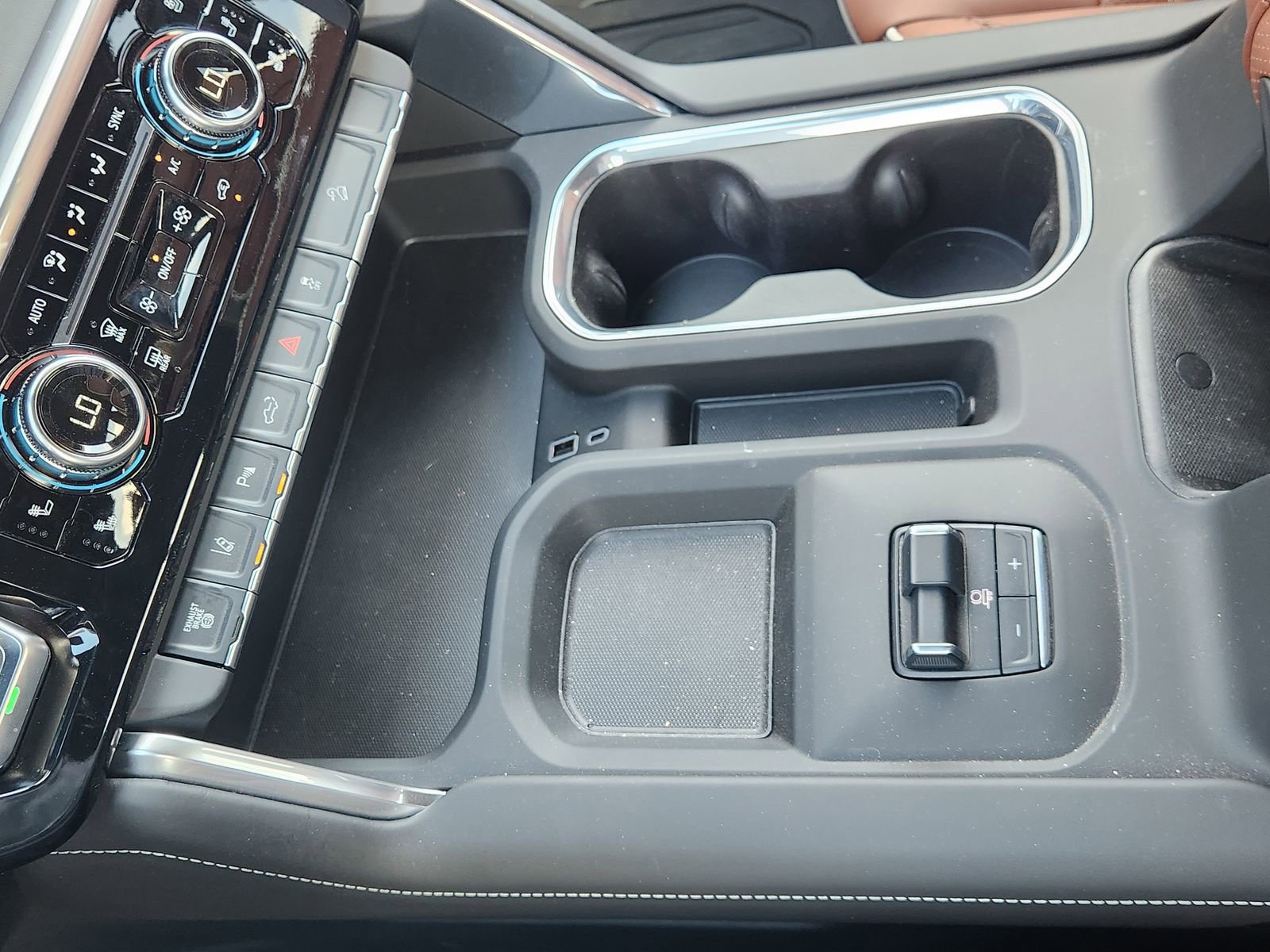 Certified 2025 GMC Sierra 2500 Denali Ultimate image 23