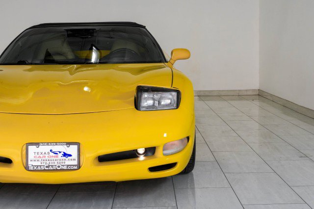 Used 2004 Chevrolet Corvette Convertible w/ Preferred Equipment Group image 40