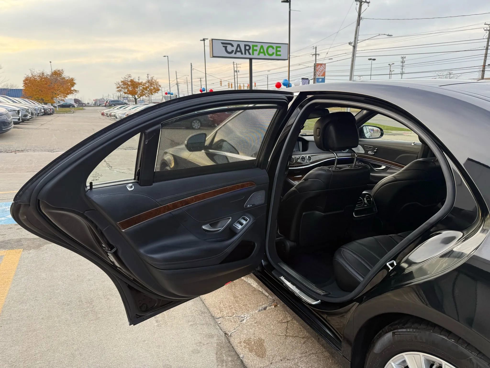 Used 2015 Mercedes-Benz S 550 4MATIC Sedan image 24