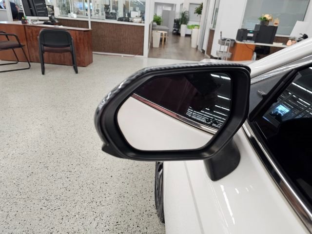 Used 2020 Toyota Camry SE image 34