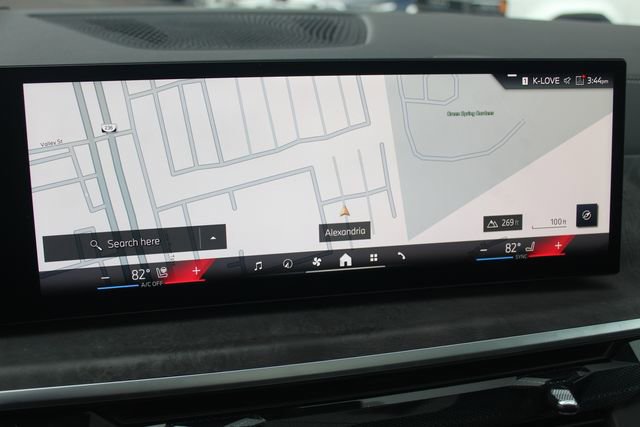 Used 2025 BMW X7 xDrive40i w/ Executive Package image 19