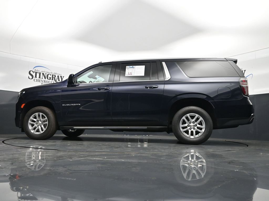 Used 2024 Chevrolet Suburban LT image 20