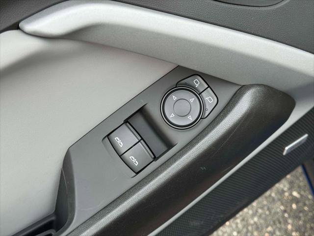 Used 2023 Chevrolet Camaro LT w/ Technology Package image 15
