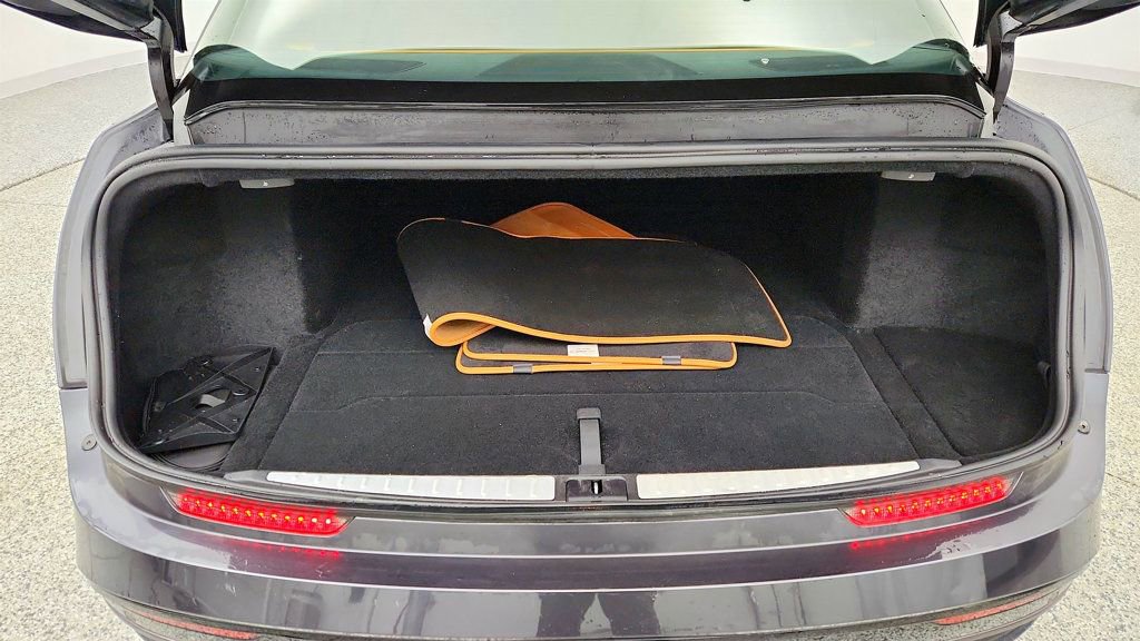 Used 2024 Lucid Air Touring image 22