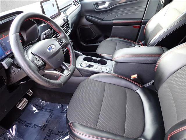 Used 2024 Ford Escape ST-Line image 12
