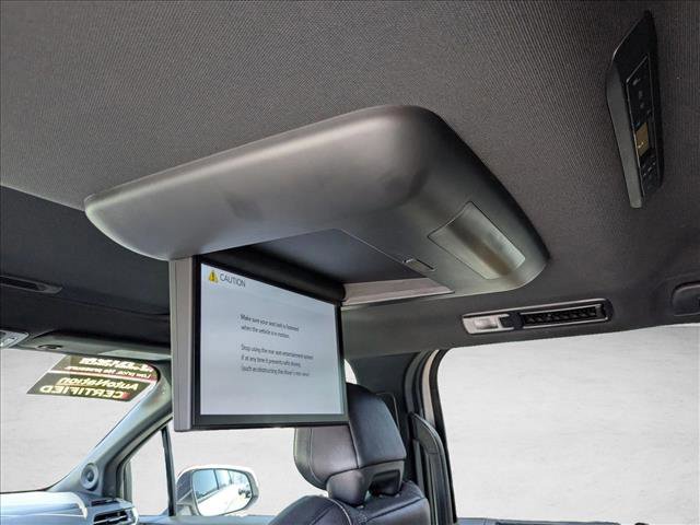 Used 2025 Toyota Sienna Platinum AWD/4WD image 21